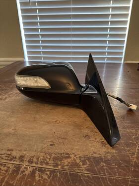 608581 Acura Tl Oem Mirror 2004-2007 Right Passengers Side View Oem. U