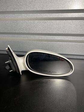 Gm1321305 Buick Oem 2005-2009 Lacrosse Passenger Right Rh Side View White Mirror