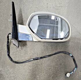 25831079 Cadillac 07-08 Escalade Rh Passenger Side Power Door Signal Mirror White Chrome