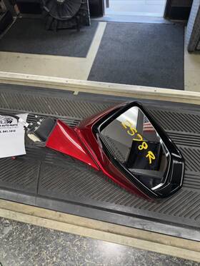 86777063 Cadillac 84441692 Xt6 2021-2023 Right Door Mirror With Surround View Uv2 Red