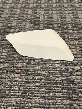 2100.3028 Chevrolet Oem White Passenger Side Rh Mirror Cover For Malibu 2016-2024 2100.3028 Chevrolet Oem White Passenger Side Rh Mirror Cover For Malibu 2016-2024