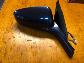 Chevrolet 415852 Used Right Door Mirror Fits 2003 Impala Power Heated