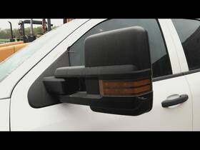 466595 Chevrolet Used Left Door Mirror Fits 2018 Silverado 3500 Pickup Power With Turn Si