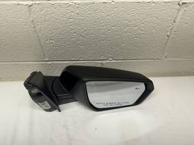 84603870 Chevrolet 2018-2023 Equinox Passenger Mirror Right Side Signal Blind Spot Oem