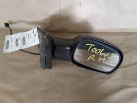 128-01340r Dodge Truck Passenger Side View Mirror Power Heated Thru 5/3/04 Fits 01-05 Caravan 172607 128-01340r Dodge Truck Passenger Side View Mirror Power Heated Thru 5/3/04 Fits 01-05 Caravan 172607