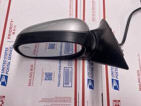 1406657 Ford 98-11 Grand Marquis Crown Victoria Driver Side Mirror Silver