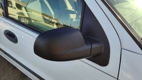 6f2z17682aa Ford 2006-2007 Freestar Passenger Right Side Mirror Door Mounted Oem