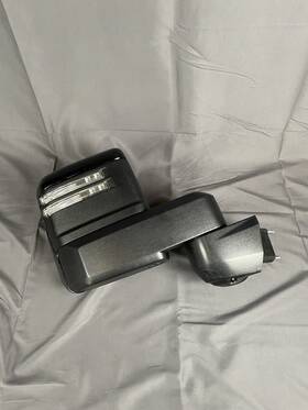 006031561 General Motors 2020-2023 Chevrolet Silverado 2500 3500 Sierra Right Door Mirror With Cam