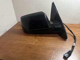 General Motors 22875782 2015-2020 Tahoe /yukon Right Passenger Sidemirror With Blind Spot Black