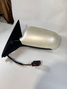 8d0857507gru Genuine Vw Audi B5 S4 A4 96-01 Oem Driver Right Mirror Housing White 8d0857508 8d0857507gru Genuine Vw Audi B5 S4 A4 96-01 Oem Driver Right Mirror Housing White 8d0857508