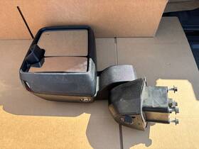 85608446 Gm 2020-2024 Chevy Silverado Gmc Sierra 2500hd Left Signal Towing Door Mirror Oem 85608446 Gm 2020-2024 Chevy Silverado Gmc Sierra 2500hd Left Signal Towing Door Mirror Oem