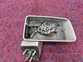 10325750 Gm Motors Cadillac Oem Original Genuine Factory 2 Door Xlr 2004-2009 Right Passenger Side View Exterior Power Mirror