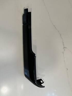 84468906 Gm Oem Chevrolet Sierra Passenger Right Side/lower Cover