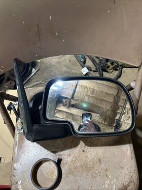 15172248 Gm Trucks Fits 1999-02 Chevy Silverado Right Door Mirror Oem