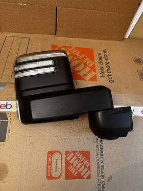 84753228 Gmc 2020 - 2023 Sierra Denali Silverado Passenger Side Door Mirror Oem
