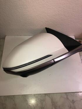 87620-n9230 Hyundai Oem 2022-2023 Tucson Right Side View Mirror With Blind Spot Camera Red 87620-n9230 Hyundai Oem 2022-2023 Tucson Right Side View Mirror With Blind Spot Camera Red