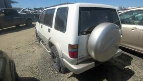 385909 Isuzu Used Left Door Mirror Fits 1999 Trooper Power L. Chrome Grade A