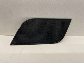 83724d5000 Kia 2016-2018 Optima Right Rear Door Panel Pull Handle Screw Cover Rubber Mat
