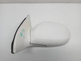 E4012171 Kia 02 - 05 Sedona Front Left Side Power View Mirror Non-heated Oem E4012171 Kia 02 - 05 Sedona Front Left Side Power View Mirror Non-heated Oem