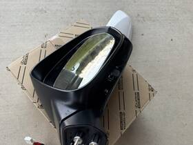 8791048a26 Lexus Damaged Rx350l Rx450h Right Outer Mirror Assembly