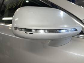Ae9z-17682-dbptm Lincoln 10-19 Mkt Door Mirror Right White Ug Some Paint Chips With Blind Spot Ae9z-17682-dbptm Lincoln 10-19 Mkt Door Mirror Right White Ug Some Paint Chips With Blind Spot