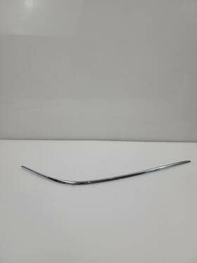 A2208850274 Mercedes-benz Oem 2000 - 2002 S320 W220 Bumper Right Trim Moulding