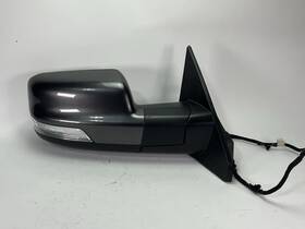 5zk42gw7ah Mopar / Factory Oem 5zk42 2019-2023 Ram 1500 Right Passenger Side Turn Signal Door Mirror 19 23 Rh 22