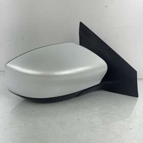 128-65540 Nissan 2016 - 2019 Sentra Passenger Right Side View Power Door Mirror White Oem