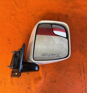 963013lm0a Nissan 2013-2021 Nv200 Passenger Sideview Mirror Oem White P