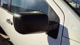 96301zh00a Nissan Trucks 2004-2015 Titan Passenger Right Manual Side Mirror Door Mounted Oem