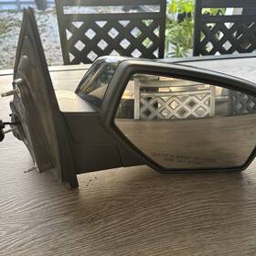 23499415 Oem Chevrolet Silverado Passenger Side Door Mirror 2014-2019 23499415 Oem Chevrolet Silverado Passenger Side Door Mirror 2014-2019