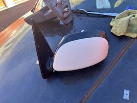 87940-0c120-b1 Oem 2001-2007 Toyota Sequoia Left Driver Side View Mirror White