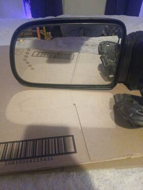 Pt Auto Warehouse Svm-gm1252 Drivers Side Power Mirror For 2003 To 2007 Gm Truck Models Oem
