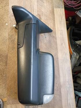 68285865ab Ram 2013- 18 1500 2500 Left / Driver Mirror With Turn Signal 68285865ab Ram 2013- 18 1500 2500 Left / Driver Mirror With Turn Signal