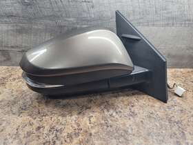 023929 Toyota 2015-2018 Rav4 Passenger Door Mirror Oem 4t3