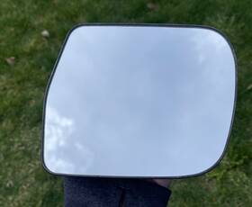 7057 Toyota 2001/07 Highlander Side Mirror Glass Left With Heat Oem Part Nice
