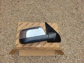 87910-0c570 Toyota 2018-2022 Genuine Door Mirror Right Sequoia Tundra - Issue