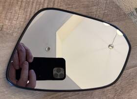 87961-35b60 Toyota Genuine Oem Driver Side Mirror Glass 2014-2021 4runner Used 87961-35b60 Toyota Genuine Oem Driver Side Mirror Glass 2014-2021 4runner Used