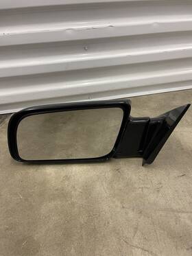 217011 United Recyclers Group Chevy Astro Van Blazer Side Mirrors Left And Right