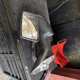204721003lh Volvo Mirrors For A Semi 150 Each 300 Both 204721003lh Volvo Mirrors For A Semi 150 Each 300 Both