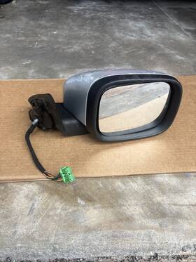 30745095 Volvo 2007 Xc70 Right Passenger Side View Mirror Assembly 30745095 Volvo 2007 Xc70 Right Passenger Side View Mirror Assembly