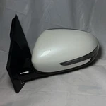 Oem 2017-2022 Kia Sportage Driver Left Side Mirror W Turn Signal Blind Spot. Fixed Price $130.00.