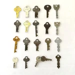 Lot Of 20 Vintage & Antique Keys Eagle Lock, National Long Mfg, Skeleton. Fixed Price $31.50.