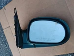 2002-2005 Kia Sedona Right Passenger Side View Mirror Power Non-heated Green Oem. Fixed Price $48.00.