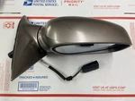 04-11 Lincoln Town Car Rh Passenger Side Heated Mirror Painted. Fixed Price $170.00.