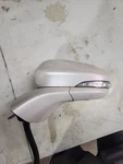 13 - 16 Ford Fusion Heated Driver Side Mirror With Turn Signal White. Fixed Price $80.00.