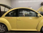 01-10 Vw Beetle Htbk Passenger Right Front Power Door Sunflower Yellow LB1B. Fixed Price $200.00.