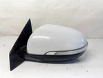 2016-2020 Kia Sorento Left Driver Side View Door Mirror W/ Turn Signal White. Fixed Price $124.99.
