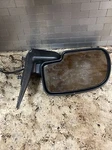 New Polyway Mirror Gm 05 Tahoe Left Drivers Side 4112-08009-2 With Defrost. Fixed Price $12.50.