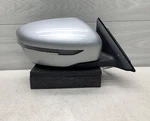 2014-2018 Nissan Rogue Oem Passenger Right Side Power Door Mirror Turn Signal. Fixed Price $148.50.